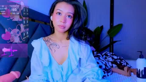 Mia online show from 3, 4, 2026