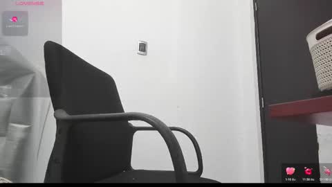 Snapshot of mia_soman chatting on 24, 11, 2025 mia soman online show from 24, 11, 2025