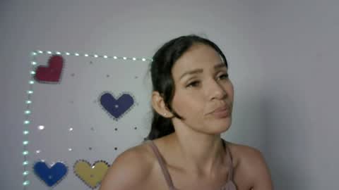 MIA suarez4 online show from 21, 4, 2026