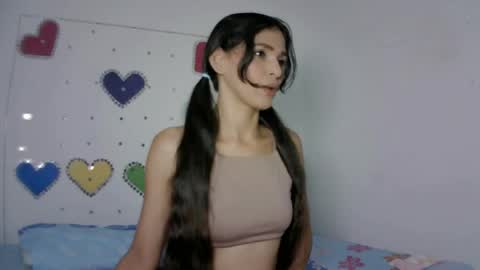 MIA suarez4 online show from 26, 4, 2026