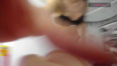 Snapshot of mia_swift_ch chatting on 13, 12, 2025 mia_swift_ch online show from 13, 12, 2025