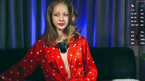 Mia online show from 12, 10, 2025