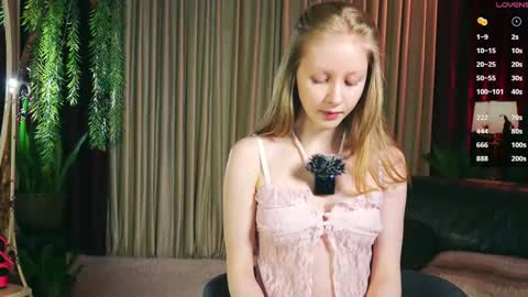 Mia online show from 19, 11, 2025