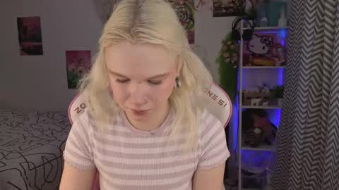 Mia online show from 3, 6, 2026