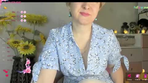 Snapshot of mia_wintermood chatting on 18, 2, 2025 MelaniaMia online show from 18, 2, 2025