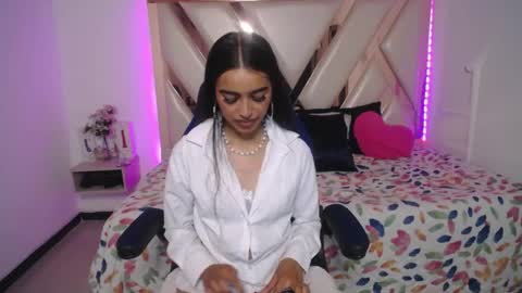 Snapshot of miaa_ferrari1 chatting on 25, 4, 2026 MIA online show from 25, 4, 2026