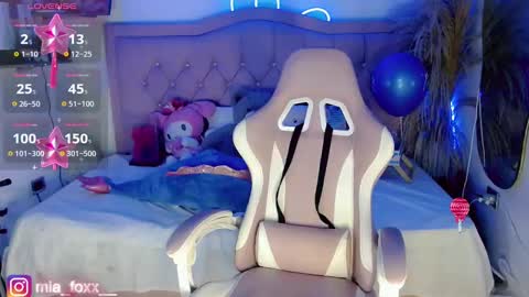 Snapshot of miaa_foxx_ chatting on 31, 10, 2025 Mia online show from 31, 10, 2025