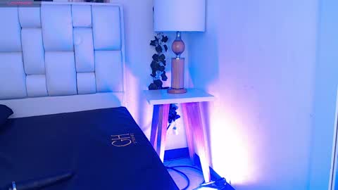 Mia online show from 12, 2, 2025