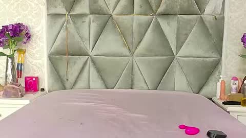 Snapshot of miaa_grace_ chatting on 26, 6, 2026 MIIA online show from 26, 6, 2026