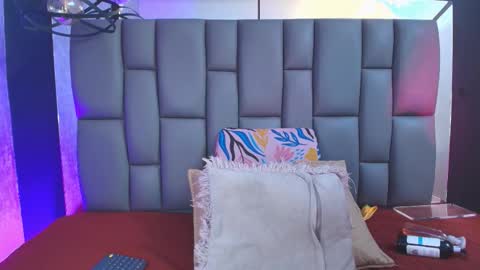 Mia online show from 11, 9, 2025