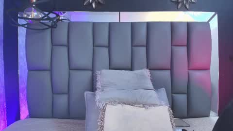 Mia online show from 12, 9, 2025