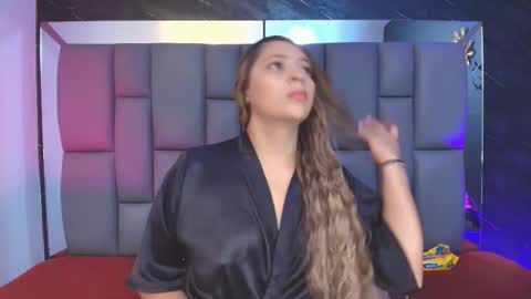 Mia online show from 26, 9, 2025