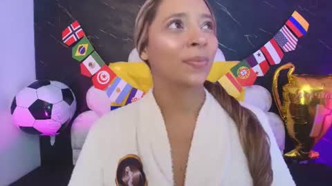 Mia online show from 30, 6, 2026