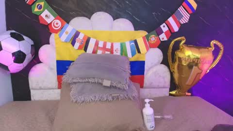 Mia online show from 15, 7, 2026