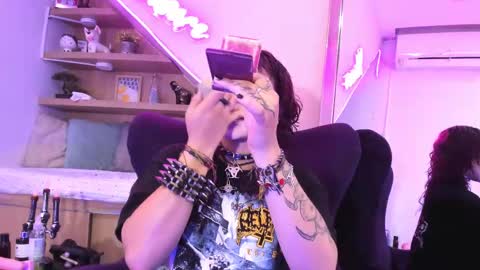 Snapshot of miaamane chatting on 8, 3, 2025 Mia online show from 8, 3, 2025