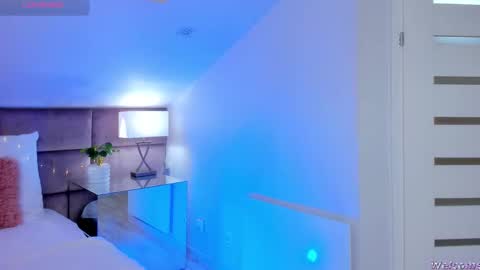 Snapshot of miaamuse chatting on 20, 11, 2025 Mia online show from 20, 11, 2025