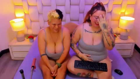 mia red hair molly short hair online show from 2, 12, 2025