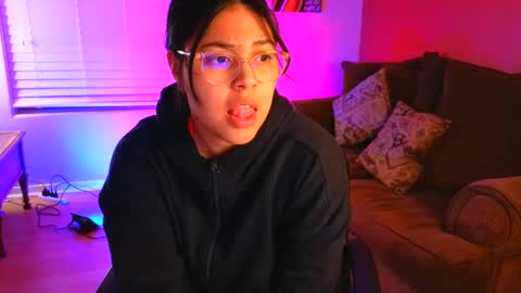 Snapshot of miacanela_xo chatting on 2, 12, 2024 Mia online show from 2, 12, 2024