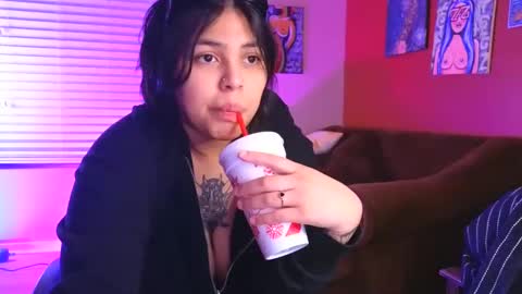 Snapshot of miacanela_xo chatting on 10, 12, 2024 Mia online show from 10, 12, 2024