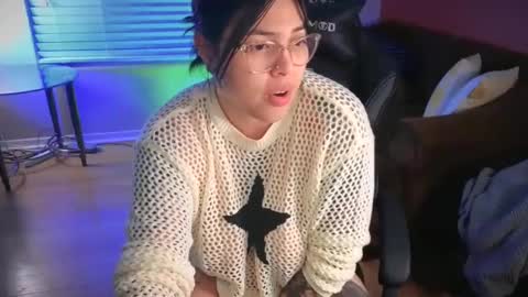 Snapshot of miacanela_xo chatting on 15, 12, 2024 Mia online show from 15, 12, 2024