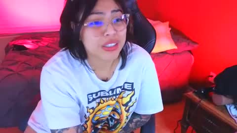 Snapshot of miacanela_xo chatting on 24, 12, 2024 Mia online show from 24, 12, 2024