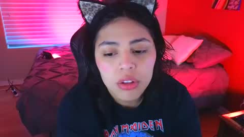Snapshot of miacanela_xo chatting on 25, 12, 2024 Mia online show from 25, 12, 2024