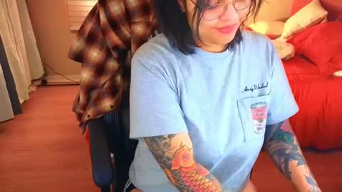 Snapshot of miacanela_xo chatting on 15, 1, 2025 Mia online show from 15, 1, 2025