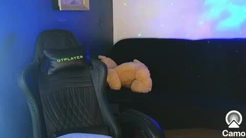 Snapshot of miacanela_xo chatting on 21, 9, 2025 Mia online show from 21, 9, 2025