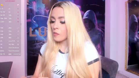 MiaCarper online show from 7, 4, 2026