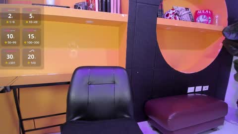 MiaCassel online show from 7, 4, 2026