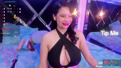 Snapshot of miacharloth chatting on 25, 10, 2025 Mia online show from 25, 10, 2025