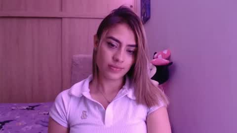 Snapshot of miacollings1 chatting on 13, 12, 2025 Miia online show from 13, 12, 2025