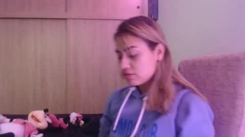 Snapshot of miacollings1 chatting on 21, 12, 2025 Miia online show from 21, 12, 2025