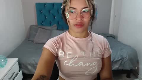 miacumgirl online show from 20, 3, 2026