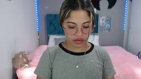 miacumgirl online show from 10, 7, 2026