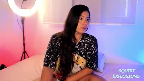 IG Yojanagomez  online show from 4, 12, 2025