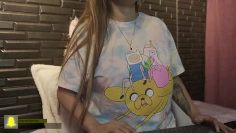 Mia online show from 3, 1, 2025