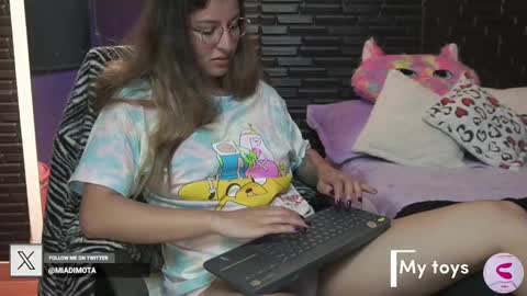 Mia online show from 23, 2, 2025