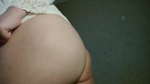 MiaFoxisJa online show from 28, 3, 2026