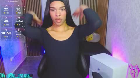 Snapshot of miagates_tay chatting on 2, 11, 2025 Mia online show from 2, 11, 2025