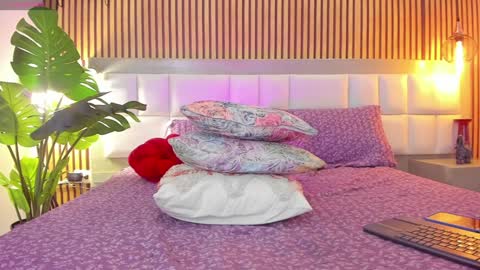 Mia Connor online show from 31, 1, 2025