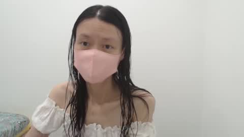 Snapshot of miahchan68 chatting on 5, 10, 2025 miahchan68 online show from 5, 10, 2025