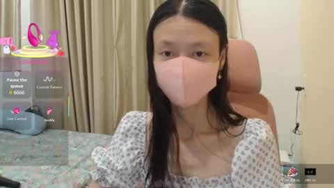 Snapshot of miahchan68 chatting on 14, 12, 2025 miahchan68 online show from 14, 12, 2025