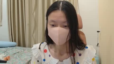 miahchan68 online show from 15, 1, 2026