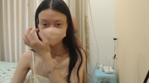 miahchan68 online show from 5, 4, 2026