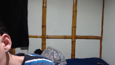 Mia  Sam online show from 9, 2, 2025