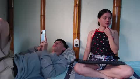 Mia  Sam online show from 11, 3, 2025