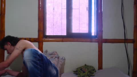 Mia  Sam online show from 21, 9, 2025