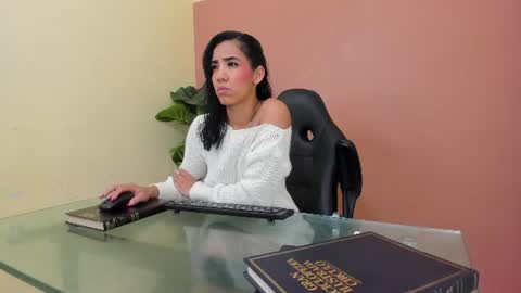 Mia online show from 3, 8, 2026