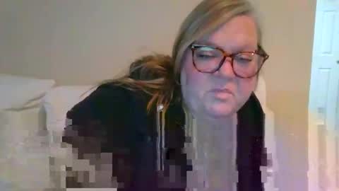 Miamarie555 online show from 14, 1, 2026